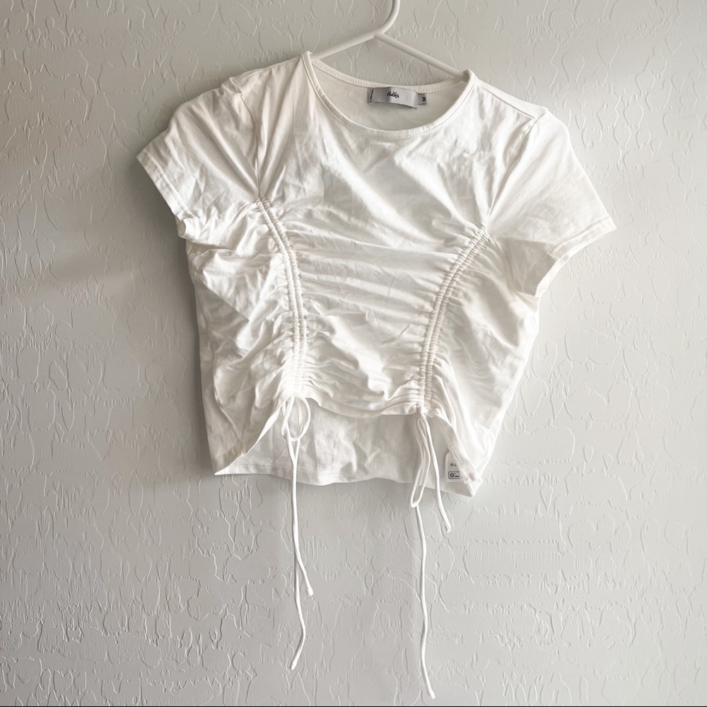 Adika white crop tee